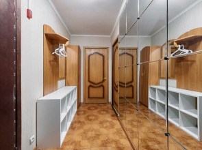 Апартаменты двухкомнатные Банный переулок