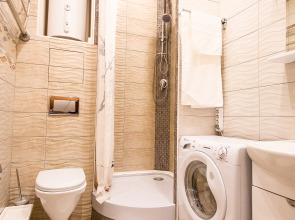 Апартаменты Просторная Студия у Метро Московская