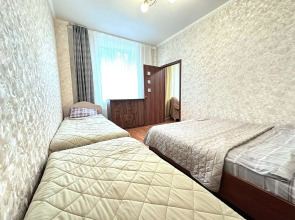 Квартира трехкомнатная в центре на Весенней