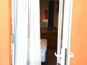 Апартаменты Nebula Inn