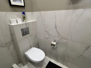 Апартаменты Серебрянический 5