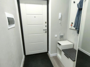 Апартаменты видовые двухкомнатные у метро на 24 этаже