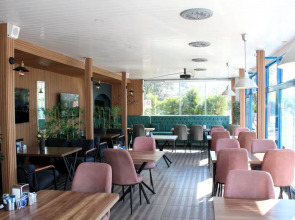 Апартаменты Mavi Restaurant & Apartments 1