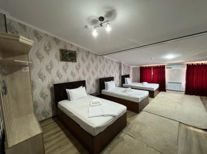 Отель Garden City