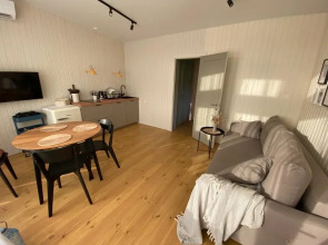 Апартаменты Заозерная 28