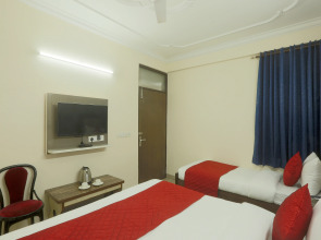 Отель Airport Mayank Residency