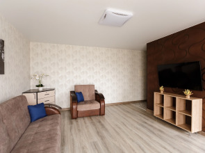 Апартаменты Живи Уютно у Проходной Северсталь