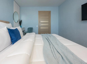 Апартаменты улучшенные, в центре города, с тремя спальнями