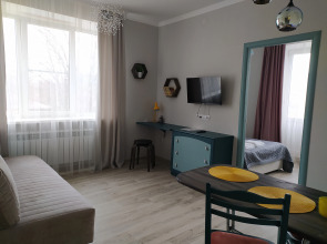 Квартира двухкомнатная с балконом на центральном проспекте