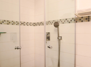 Апартаменты Penthouse & Jacuzzi in Neve Tzedek by FeelHome