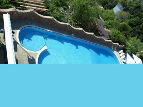 Отель Мажестик