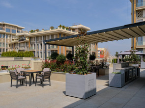 Апарт-отель Stylo Residences & Suites