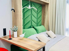 Апартаменты Студия с дизайнерским ремонтом с бассейном на крыше