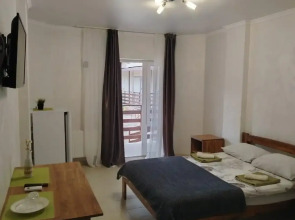 Гостевой Дом "Adam & Eva"