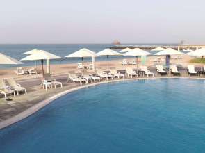 Отель Radisson Blu Resort Fujairah