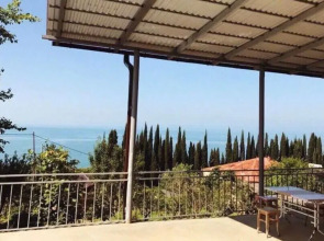 Гостевой дом В гостях у Артема и Вато