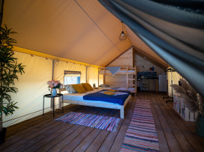 Глэмпинг Гости