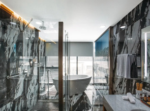 Отель Marjan Plaza