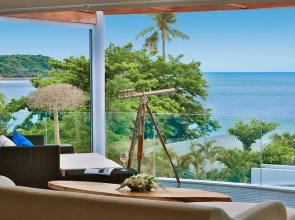 Отель The Privilege Ezra Beach Club