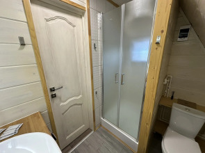 Частный дом Над Рекой с видом на Озеро