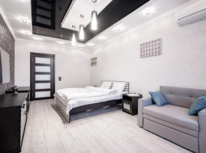 Апартаменты с балконом на Скрыганова