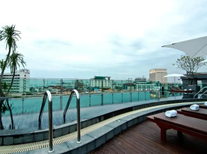 The Sun Xclusive Hotel