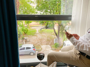 Отель Falcon 1511