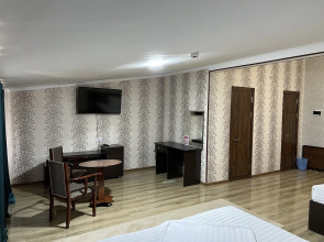 Отель Garden City