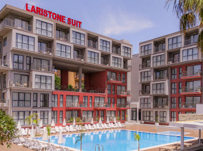 Laristone Suite Spa Hotel