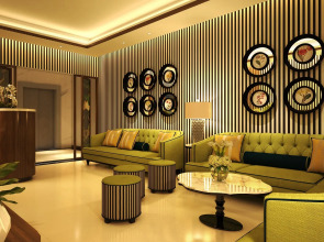 Отель Maximilan Danang Beach