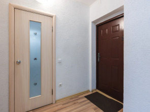 Апартаменты Двухкомнатные рядом с ТРЦ Планета