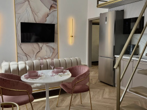 Апартаменты Двухуровневая студия KrasLoft в ЖК Преображенский на троих