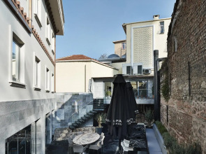 Boutique Saint Sophia Hotel