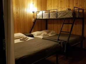 Гостевой дом Cottages in Stephantsminda Echoes