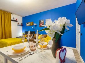 Апартаменты Новолитовская 4