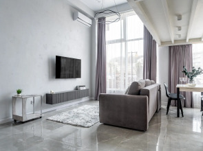 Двухуровневая квартира у реки. Кватро 3/3