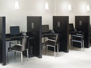 Holiday Inn Express Dubai Airport an IHG Hotel