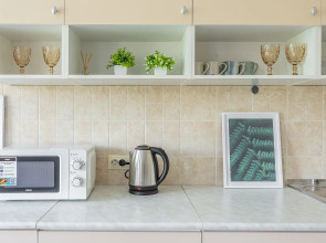 Квартира Студия с Огромной Парковочной зоной в 10 Мин.езды от Центра