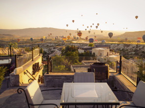 Cappadocia Fairy Chimneys Selfie Cave Hotel