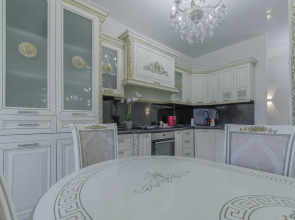 Апартаменты 4 комнатная на заливе