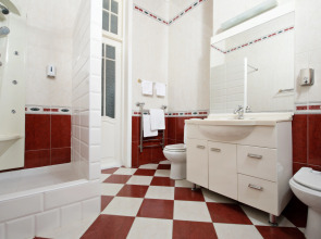 Отель Скала