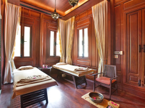 Отель Aksorn Rayong The Vitality Collection