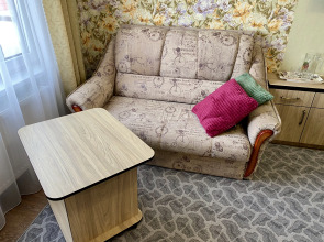 Гостевой дом 38 Попугаев