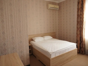 Отель Версаль