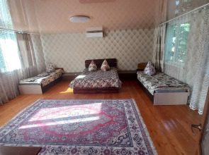 Квартира 100 м. от Ханского Дворца