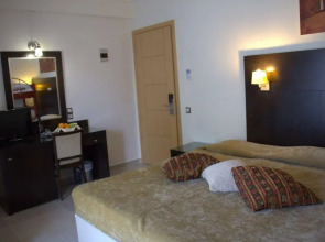 Отель Hanioti Grandotel