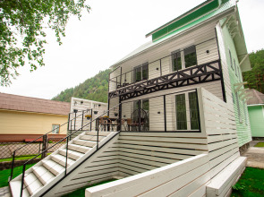 Отель ГК Ареда 1 - Mountain