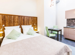 Апартаменты №3 у отеля DoubleTree by Hilton