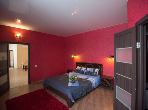 Отель Первомайский