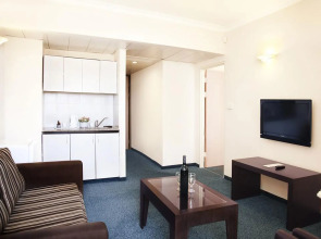 Отель Jerusalem Gardens Hotel & Spa